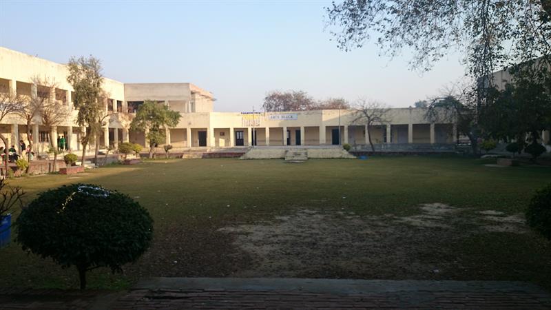 View of the internal ground and arts block DAV college
