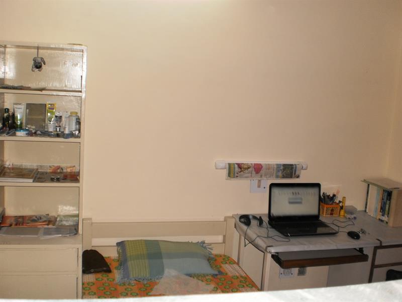 inside hostel room juet guna