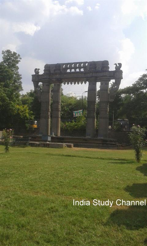 Kakatiya Kalathoranam Warrangal