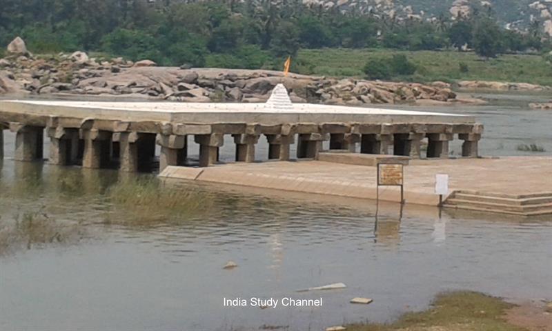 Purandaradasa Mantapa, Hampi
