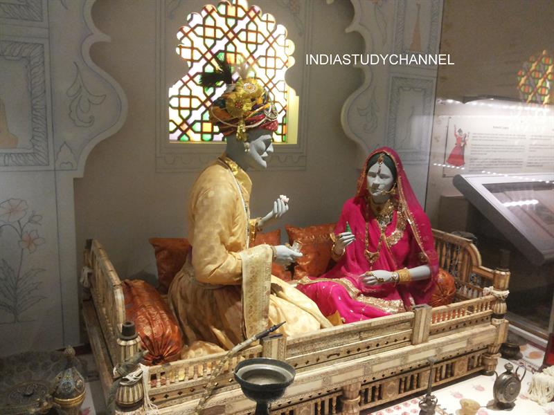 A portrait of Hindu married couple as shown in Chhatrapati Shivaji Maharaj Vastu Sangrahalaya,Mumbai