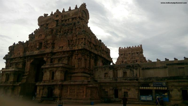 Brihadeeswarar Temple (Entrance)