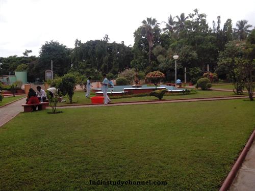 Park at Sri Ramakrishna Vidhyashala, Mysore