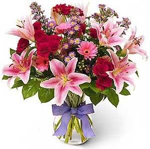 Send Flower Bouquet on This Is A Nice Flower Bouquet That You Can Send To Your Friends